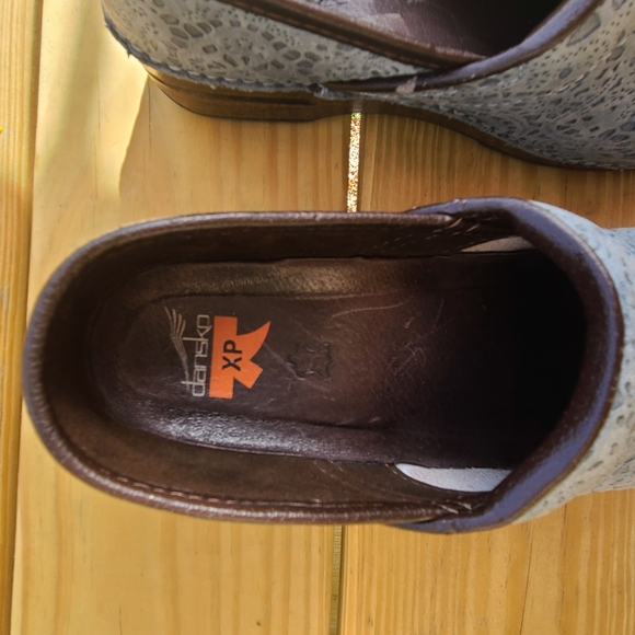 Gray Patterned Women's Mules - Picture 7 of 7